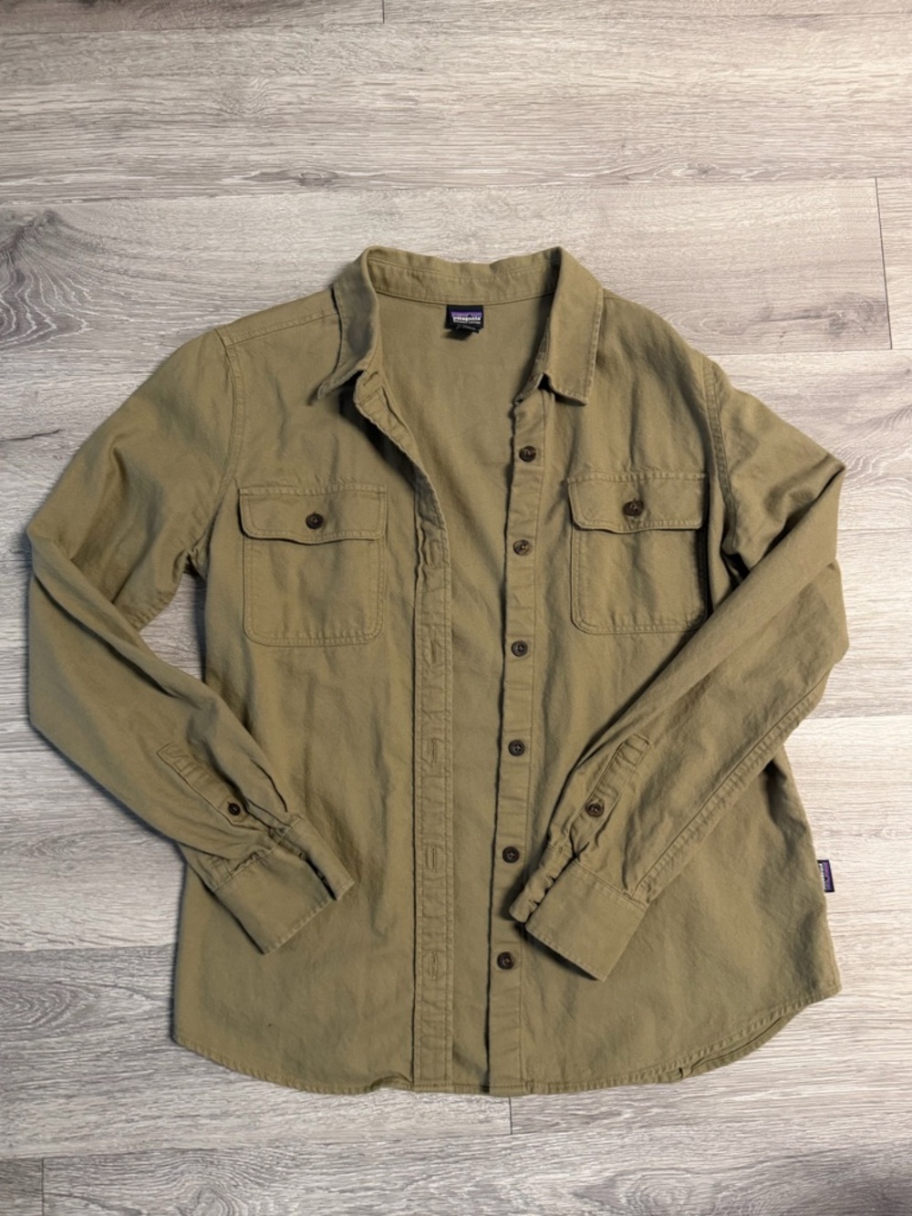 Patagonia Women’s Button Down Shirt